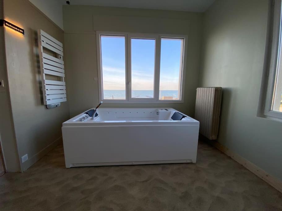 Spa Privatif Face Mer Riva Romantic & Spa Ouistreham Ngoại thất bức ảnh